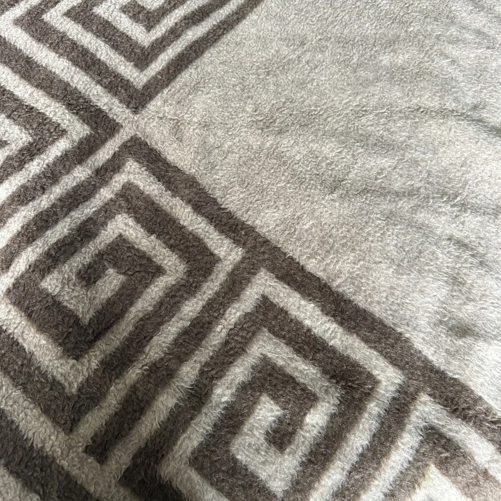 Vtg Biederlack Reversible Blanket Beige Brown Greek Key Border 91x92